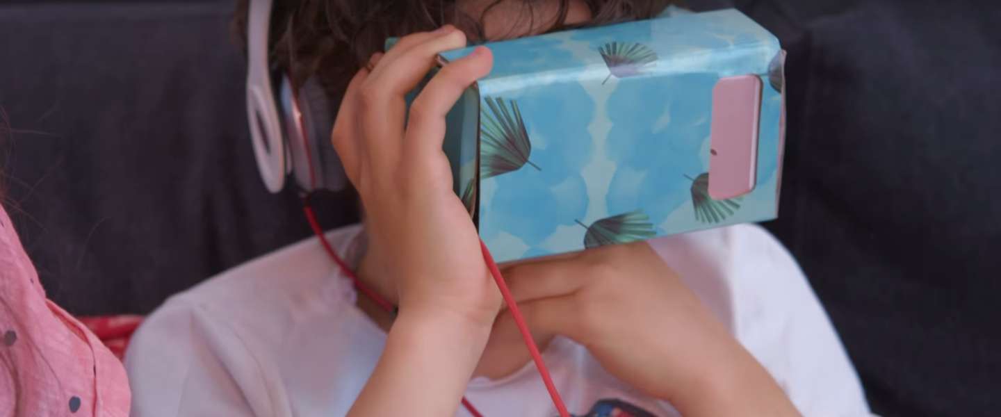 Albert Heijn brengt goedkope virtual reality-brillen op de markt