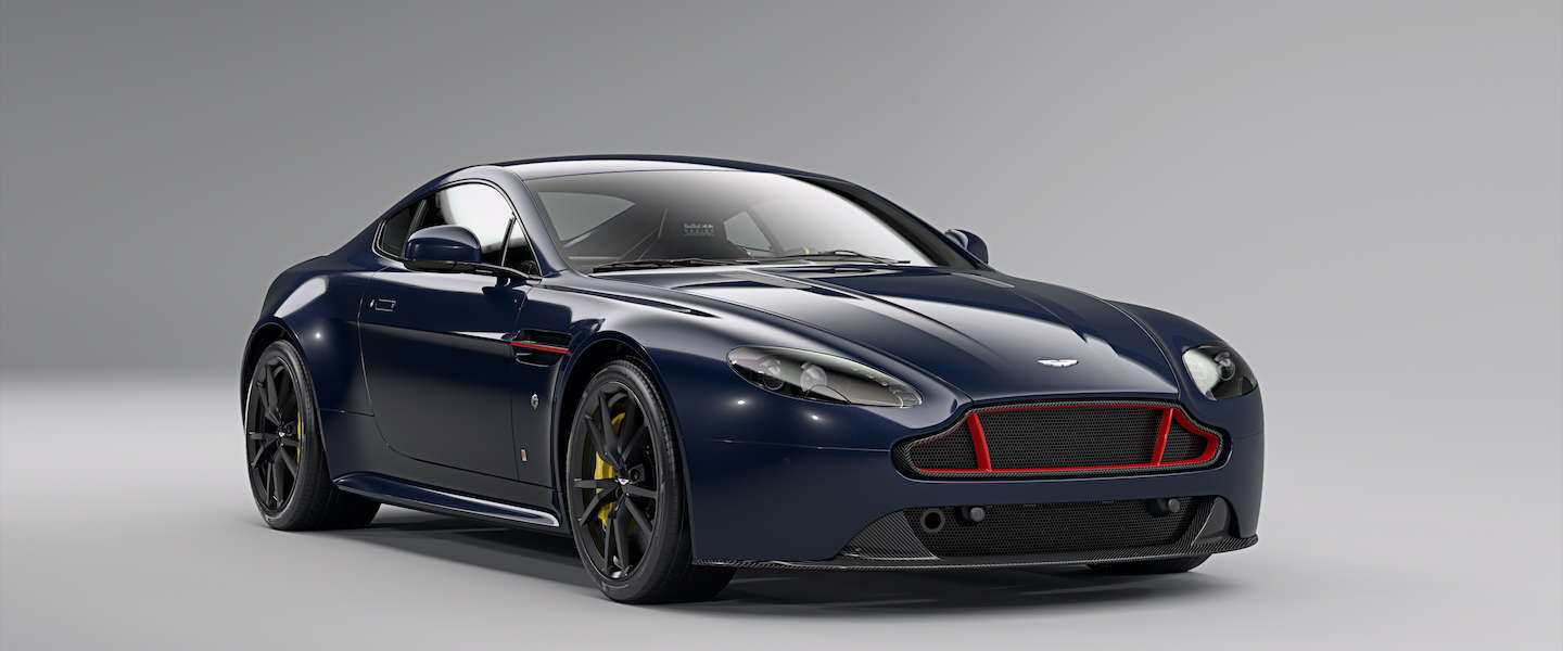 Fotoshoot van de Aston Martin V8 en V12 Vantage S Red Bull Racing Editions