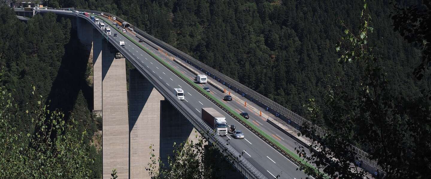 Duitslands trots, de Autobahn, brokkelt langzaam af