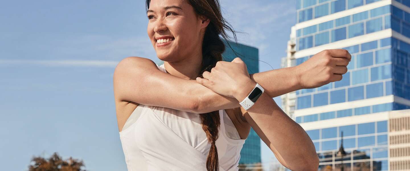 Fitbit Charge 5 wordt de grootste concurrent van de Fitbit Sense