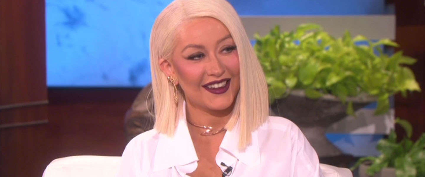 Hilarisch: Christina Aguilera imiteert popsterren