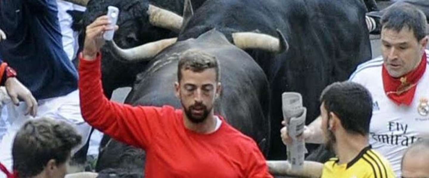 Killer selfie: meer dan 250 mensen gestorven tijdens maken foto's
