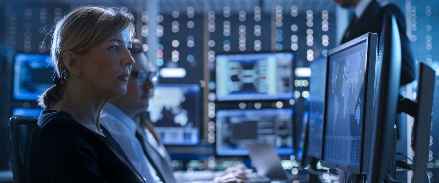 Veelvoorkomende vragen over cybersecurity beantwoord door experts