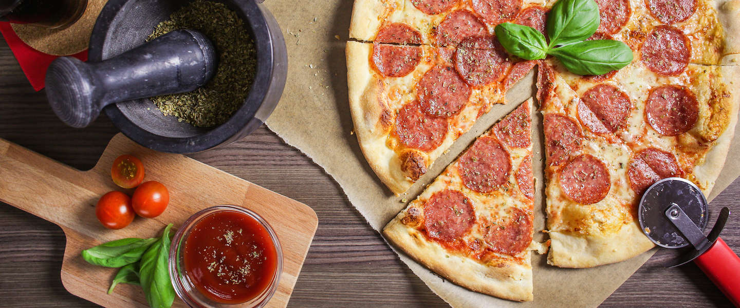 Dit gebeurt er met je lichaam als je pizza eet