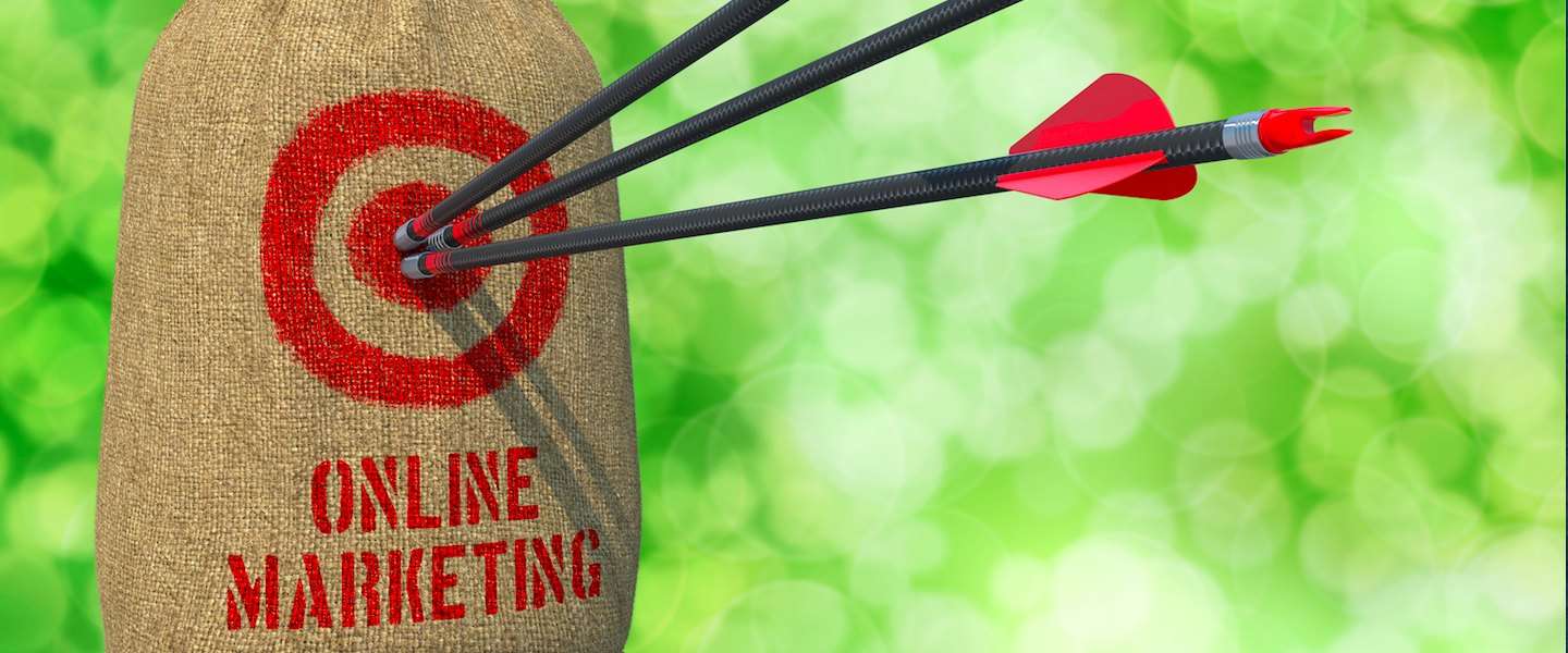 E-mailmarketing versus social media-marketing: wat is effectiever?