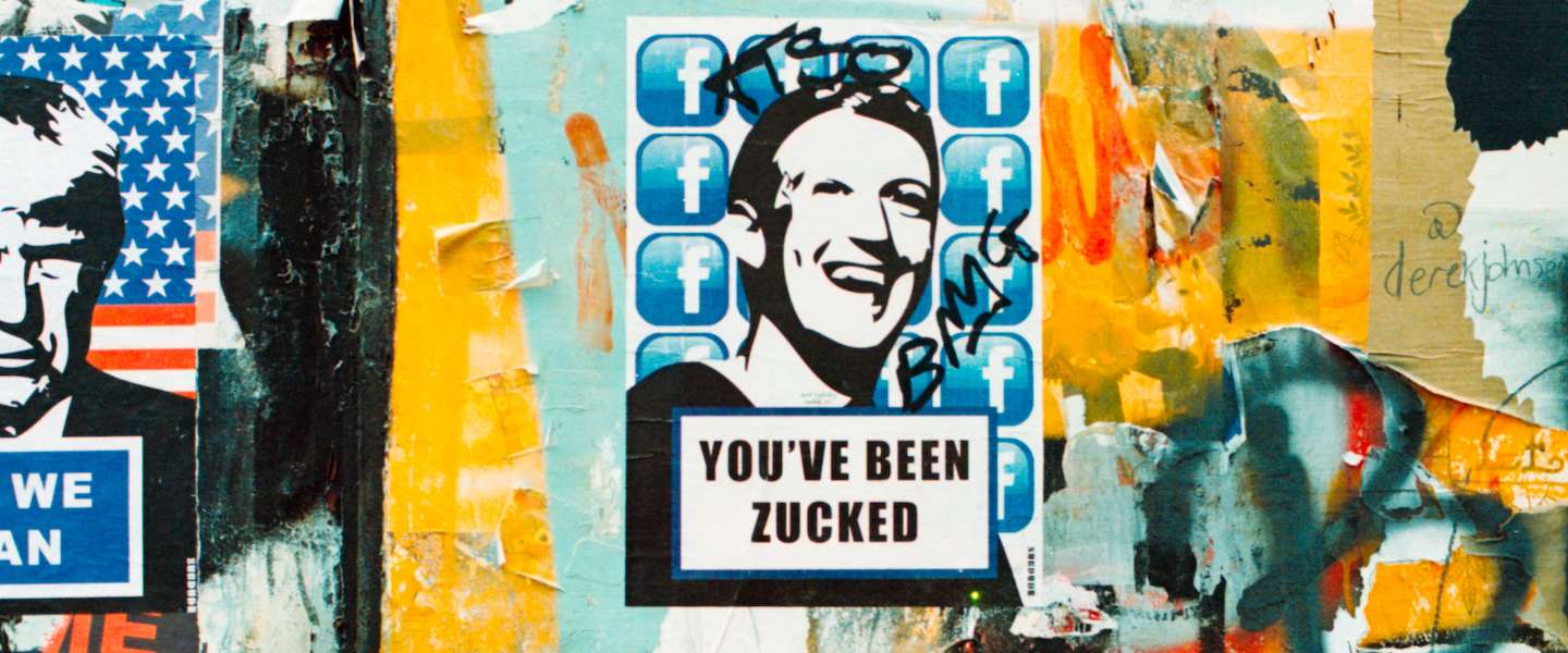 Facebook zwicht onder druk van adverteerders