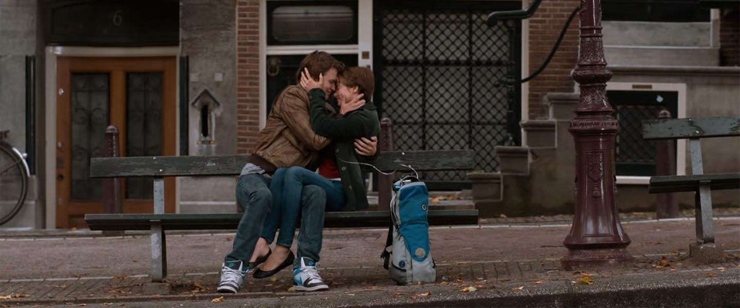 Bankje uit The Fault in our Stars middelpunt in 'Fight Cancer' actie