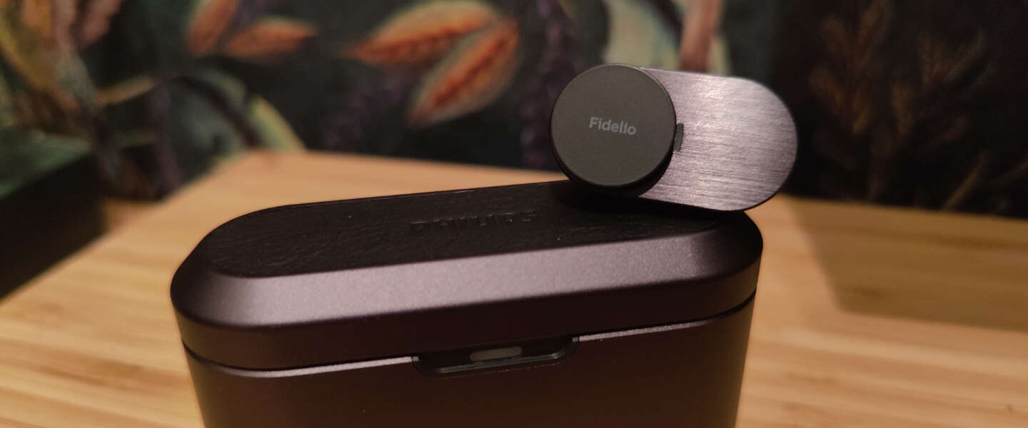 Philips Fidelio T1-oordopjes: geluid zo robuust als hun case