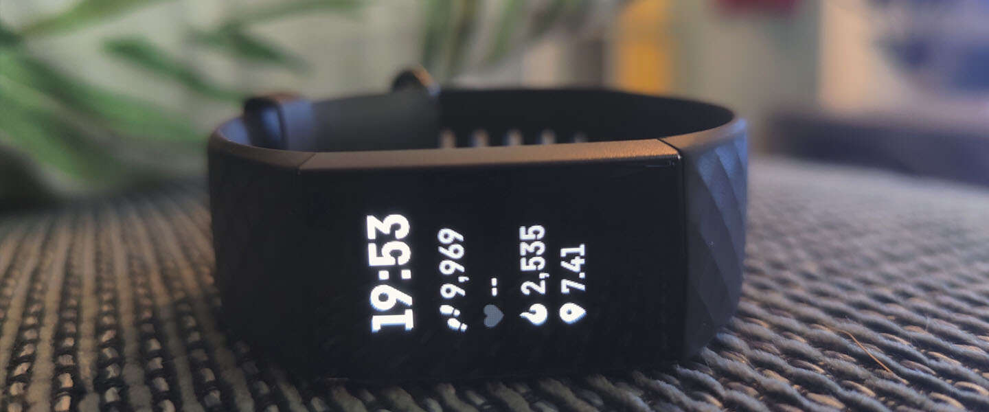 Fitbit-trackers bewijzen het: kunnen helpen bij identificeren coronageval