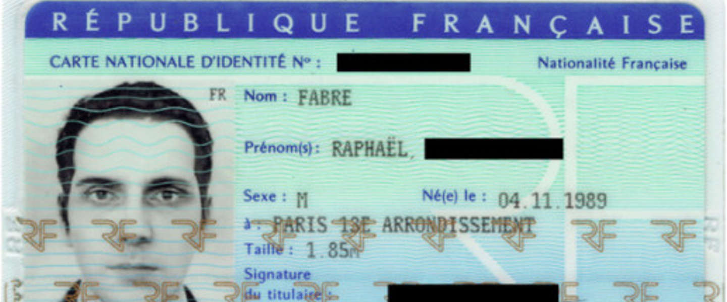 Fransman stuurt 3D-beeld door voor paspoortfoto - met succes