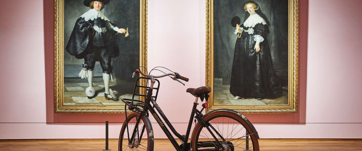 Gazelle brengt schilderijen uit het Rijksmuseum naar het fietspad