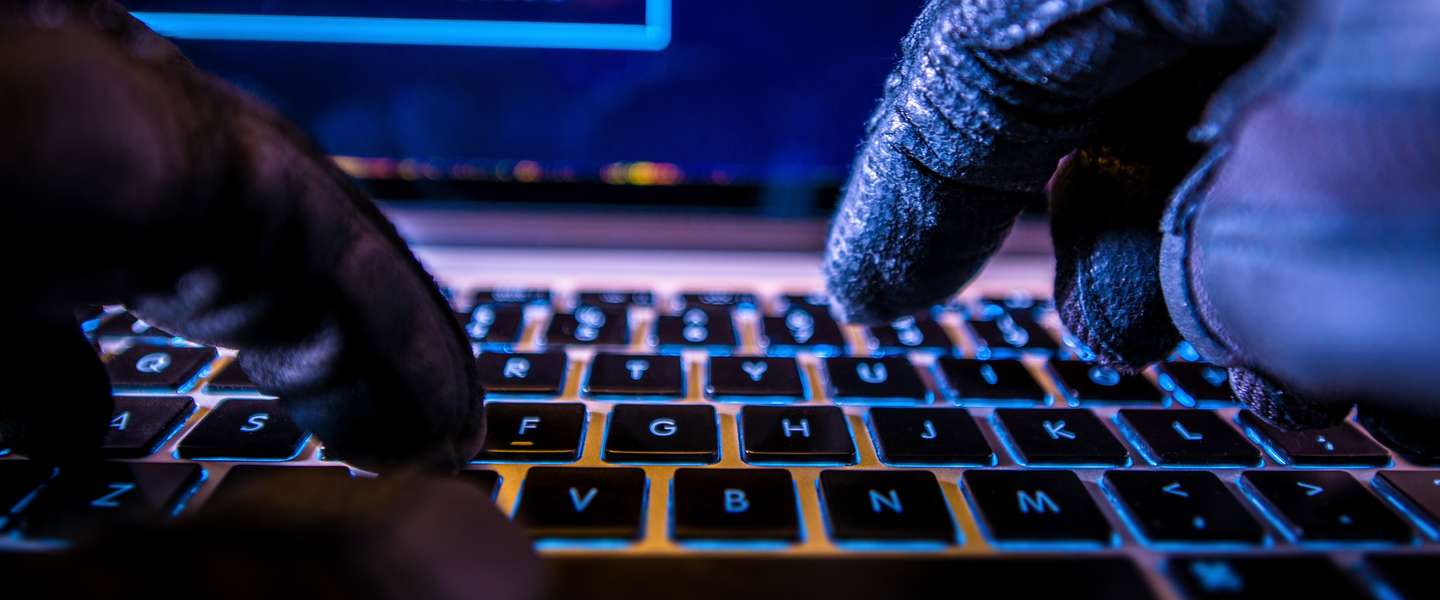 HBO lijkt te bezwijken onder druk van lekkende hackers