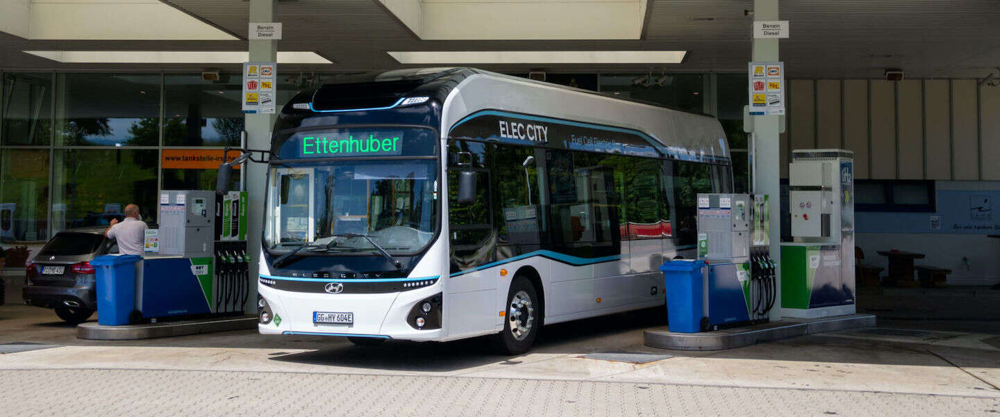 Hyundai test lijnbus op waterstof in de Duitse alpen