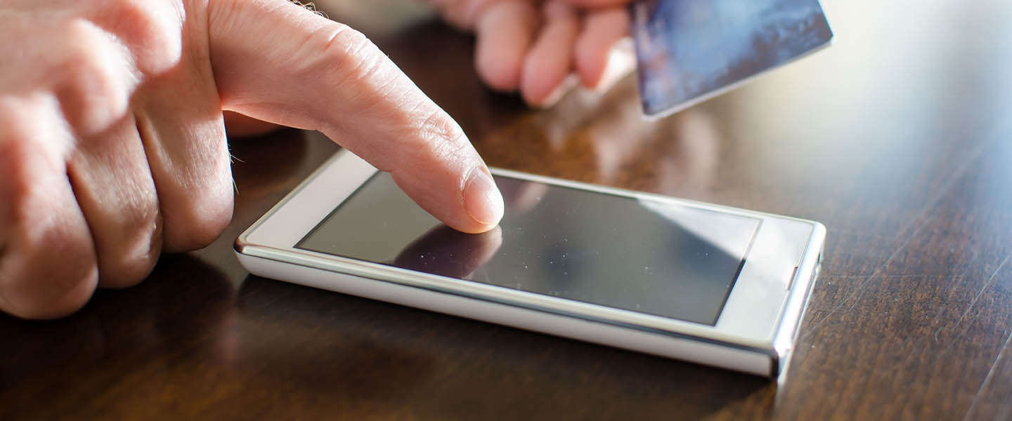 Steeds meer ​iDEAL betalingen via smartphone