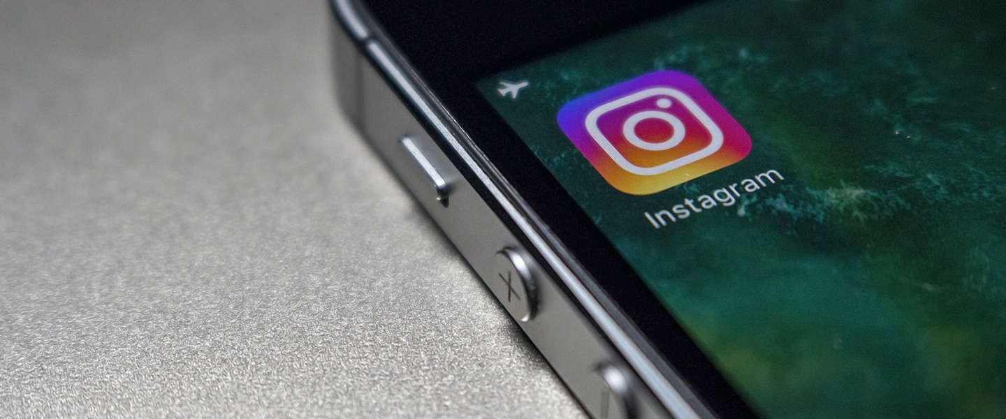 helper Reinig de vloer Ideaal Via ​Instagram nu mogelijk om een post te delen op meerdere accounts