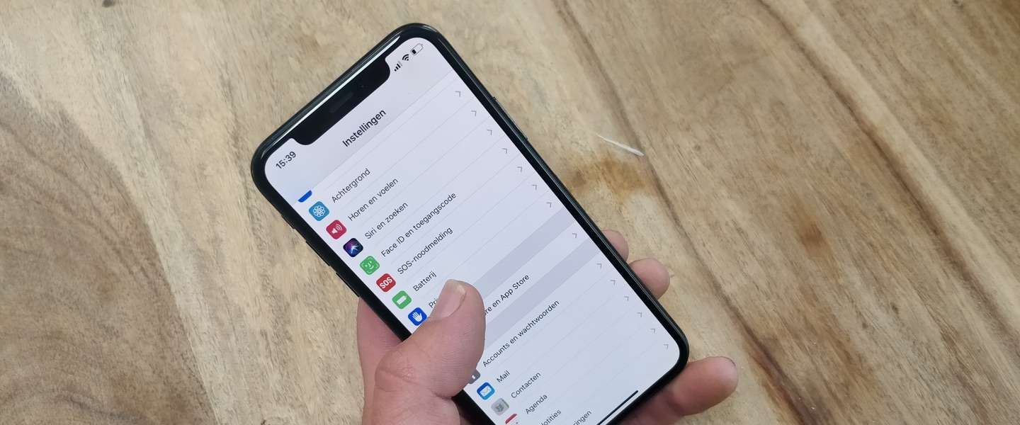 Apple test aanraakloze besturing en gebogen schermen voor iPhones