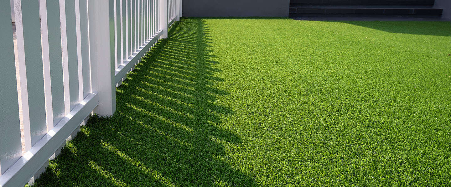 Kunstgras kopen: Duurzaam, gemakkelijk en mooi voor je tuin