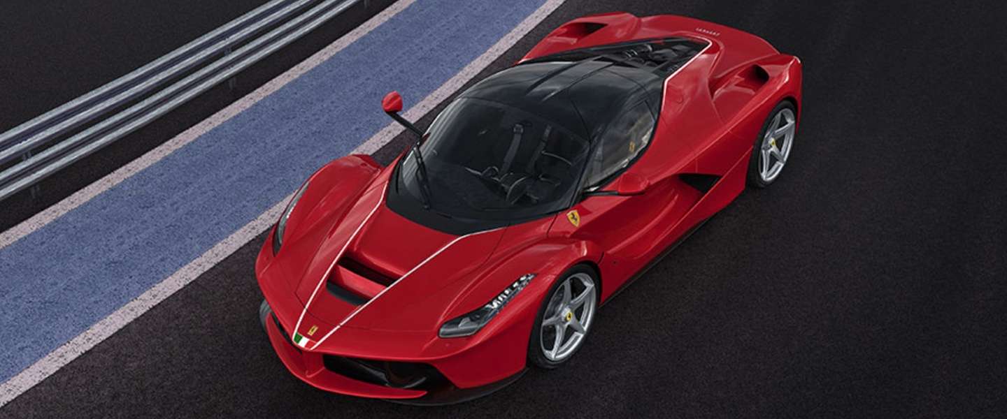 Ferrari veilt unieke laatste LaFerrari voor 7 miljoen
