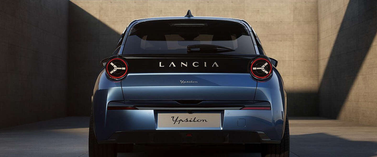 New Lancia Ypsilon the most beautiful girl in the class
