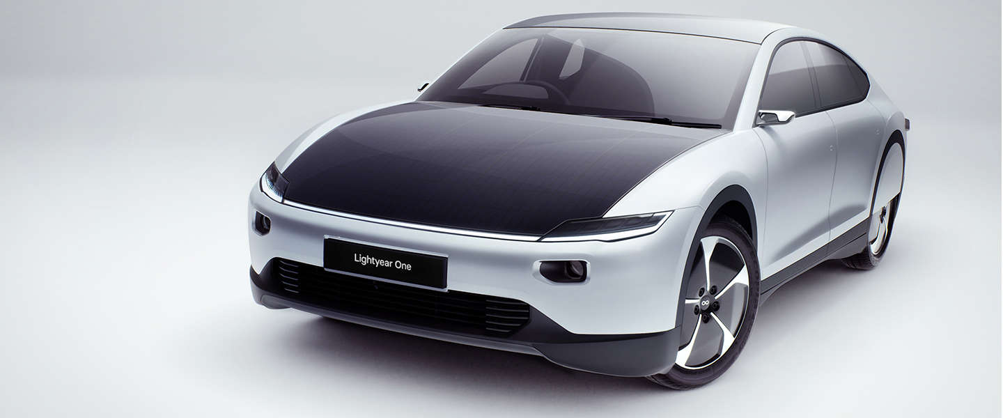 Lightyear One: een auto op zonne-energie voor lange afstanden