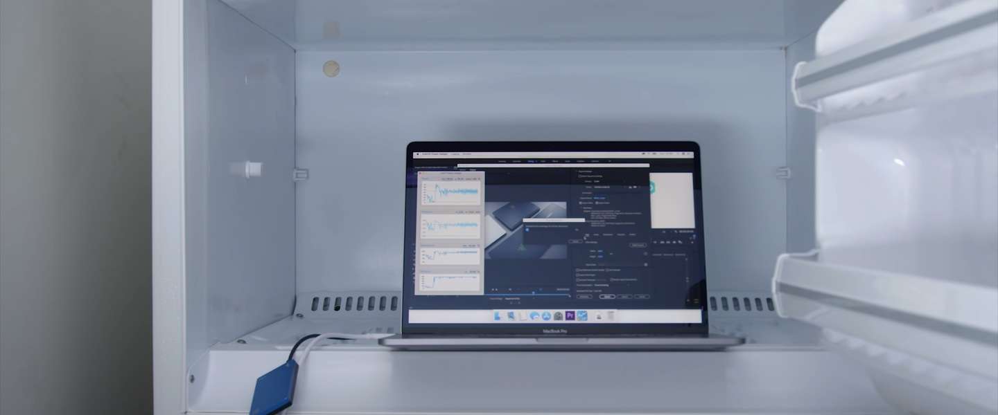 Nieuwe i9 Macbook Pro werkt alleen op vol vermogen in de vriezer