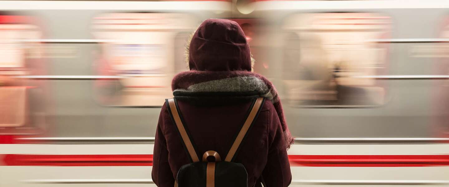 Gecrashte metro in Spijkenisse is wereldnieuws én trending op social media