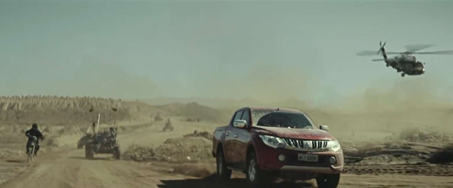 Mitsubishi leent bij Mad Max en Lord of the Rings voor autoreclame