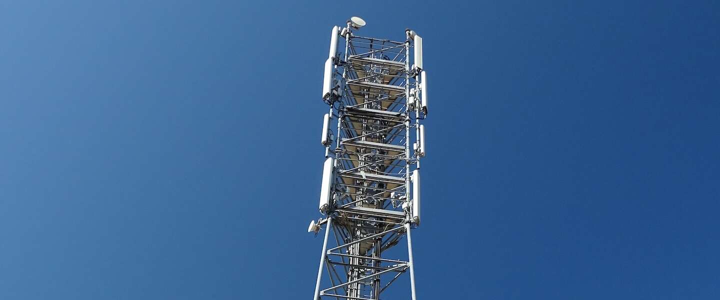 Smartphone maker ontwikkelt 5G toestel met satellietcommunicatie