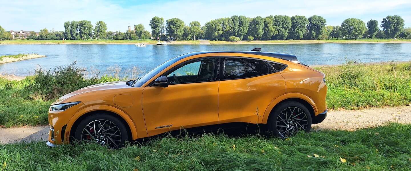 Ford Blue Cruise: zonder handen aan het stuur over de Autobahn