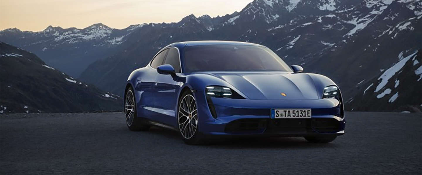 Drag race: Porsche Taycan Turbo S vs Tesla Model S