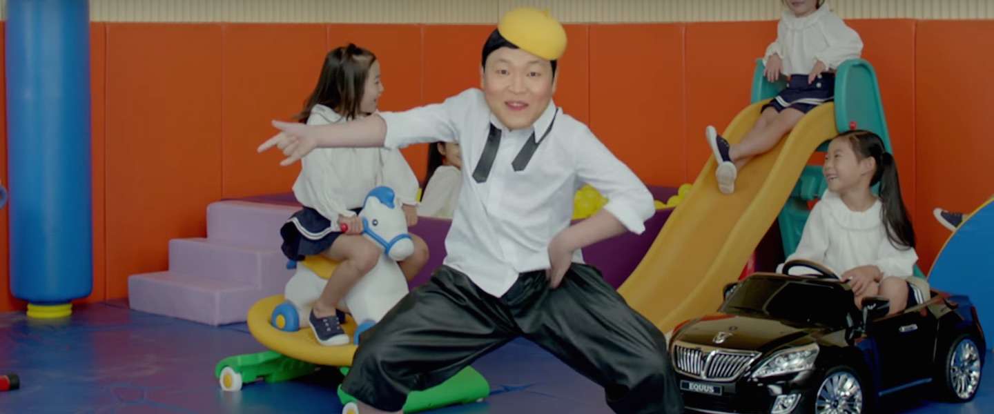 Bizarre video van PSY gaat alle records breken