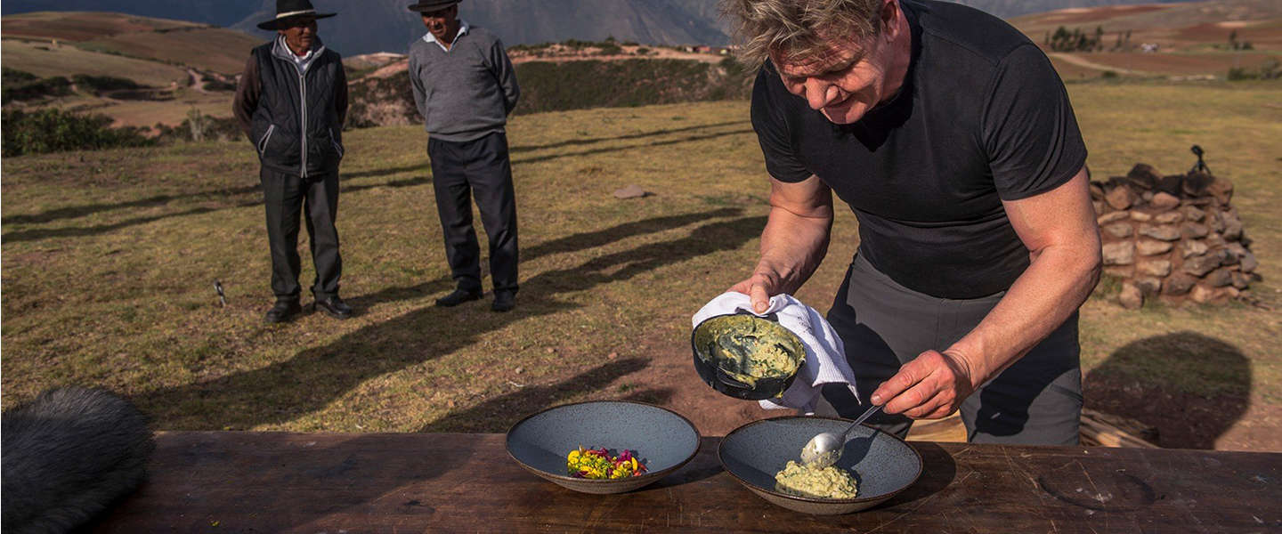 Gordon Ramsay bekritiseert kookvideo's op TikTok en het is fantastisch