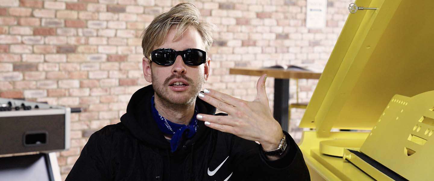 Bekende Nederlandse rapper scoort sponsorship met Veneta.com