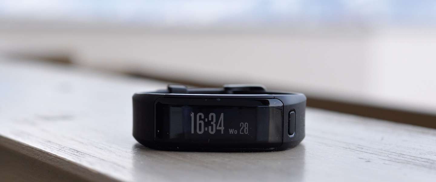 Review Garmin vívosmart HR