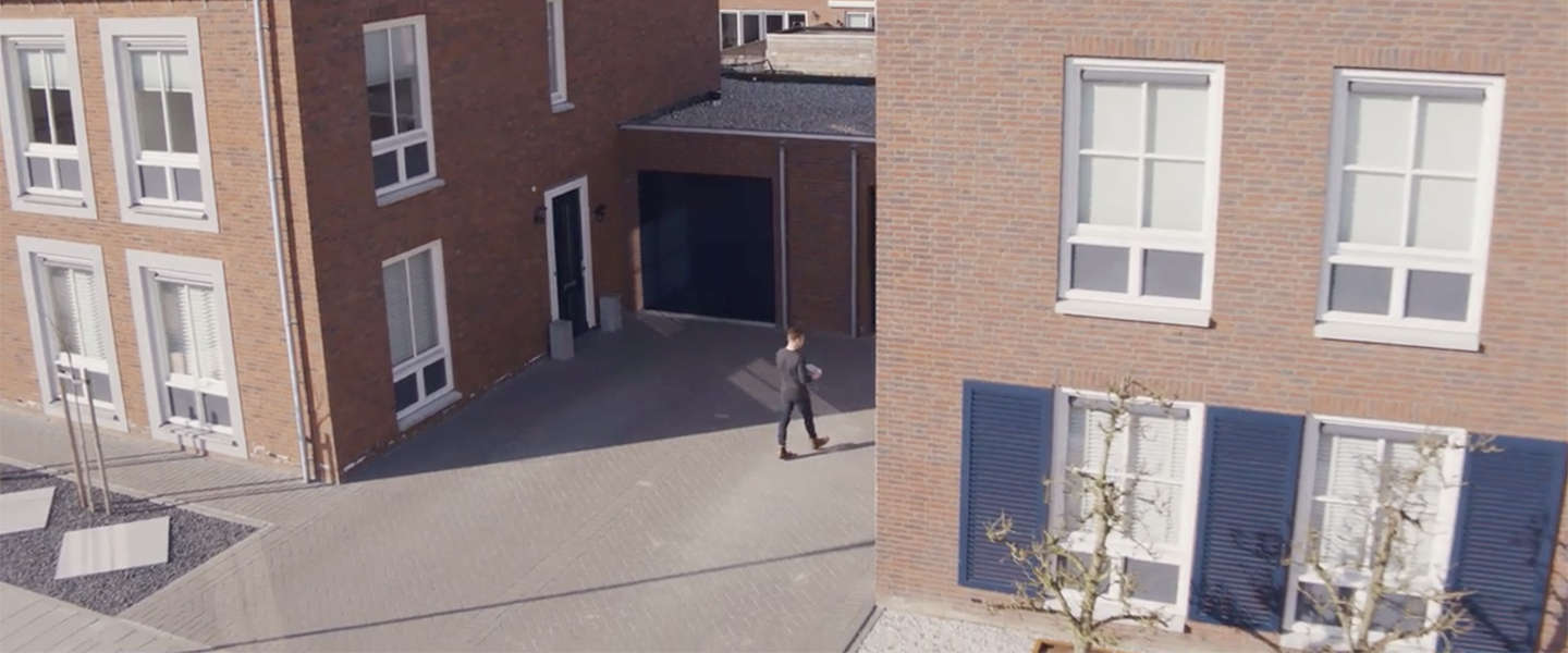 De eerste Samsung Galaxy S9 werd bezorgd met een drone