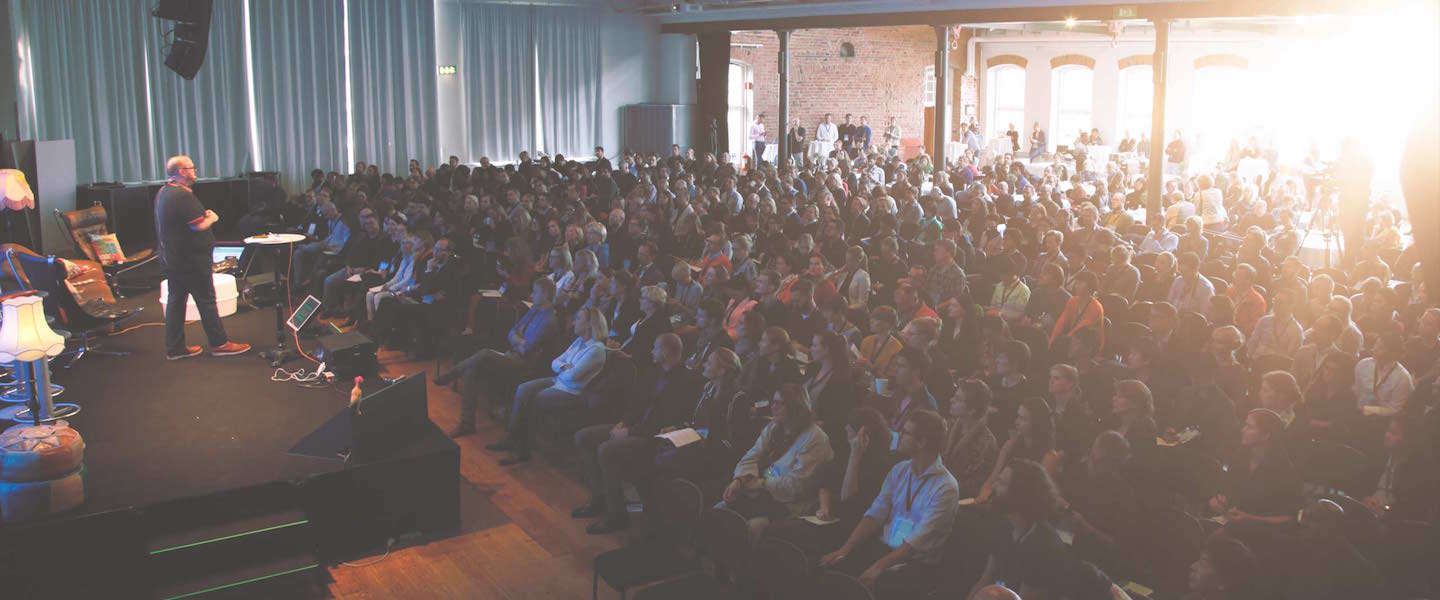 Ruim 70 internationale experts op het podium tijdens SDGC16