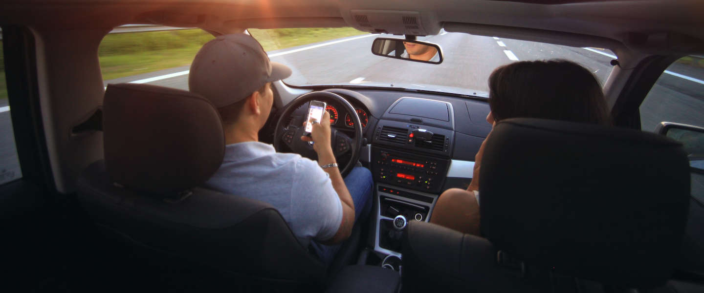 Veilig Verkeer Nederland: automatische smartphoneblokkade in de auto