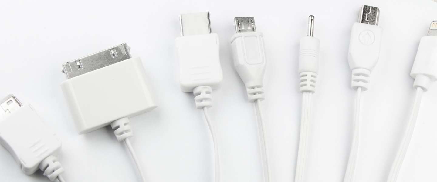 EU onderzoekt noodzaak voor gedwongen universele telefoonoplader