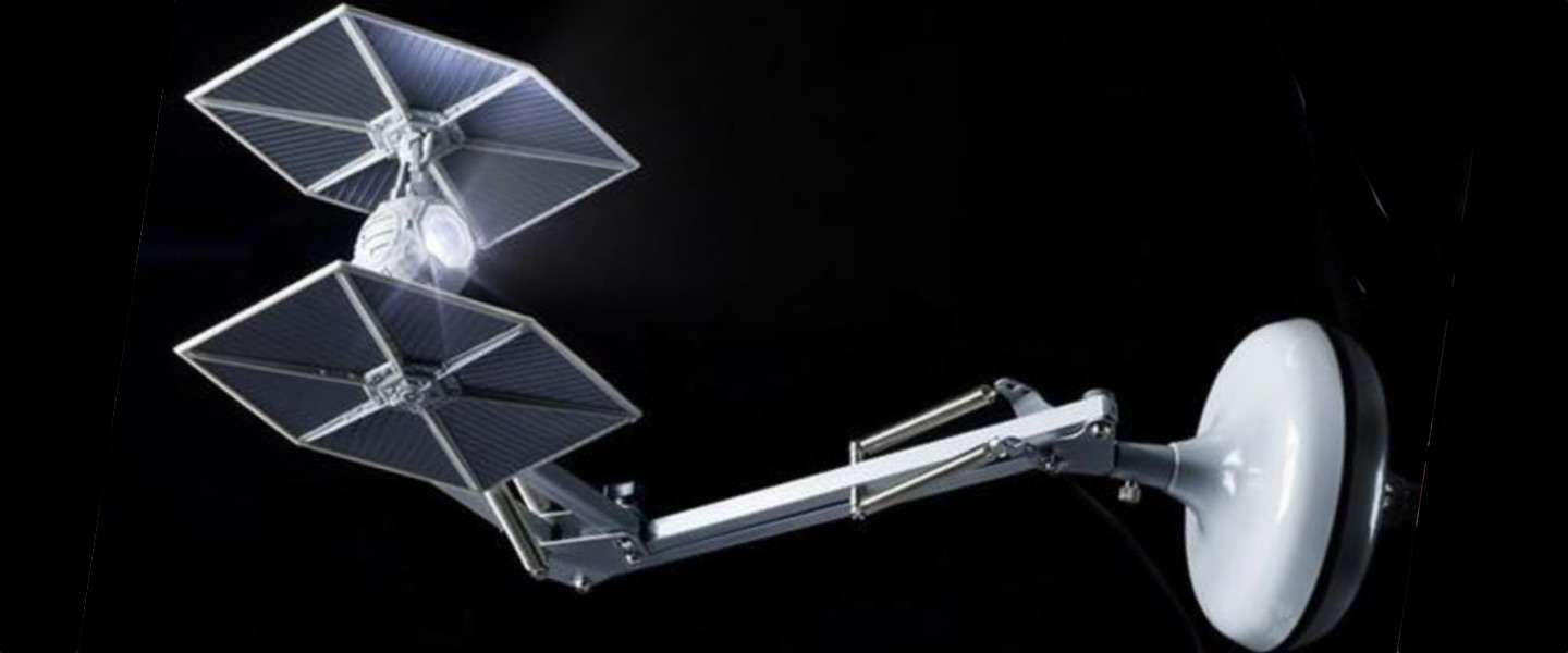 Helemaal in de Star Wars sfeer? Check dan deze TIE Fighter lamp