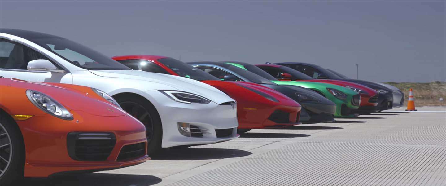 Drag Race: Tesla Model S P100D vs Porsche 911 Turbo S & Ferrari 488 GTB