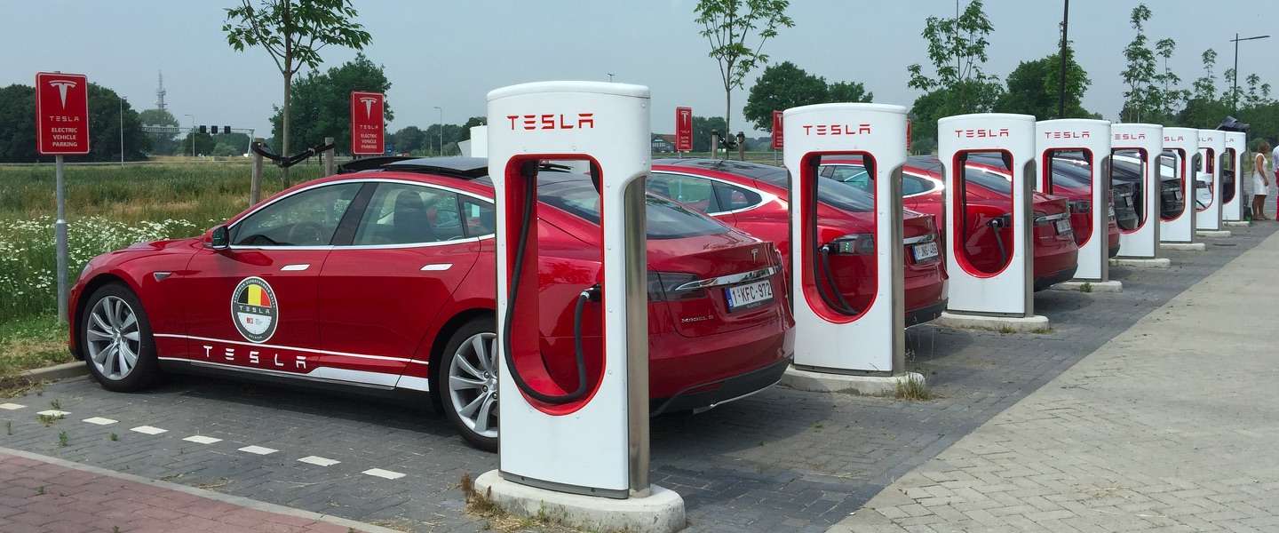 Tesla 1 Billion Miles, het andere autorijden