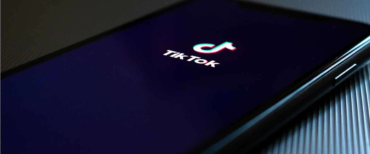India verbiedt TikTok en tientallen andere apps van Chinese makelij