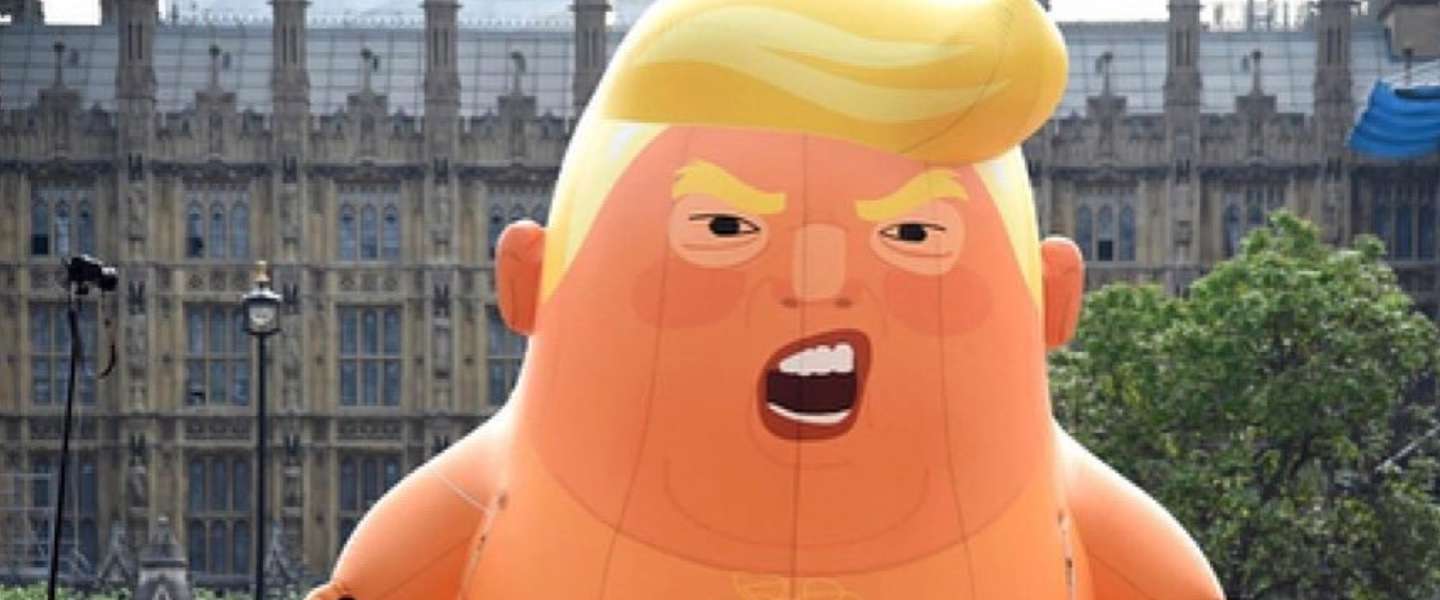 Trump's baby-ballon in Londen gaat heel het internet over