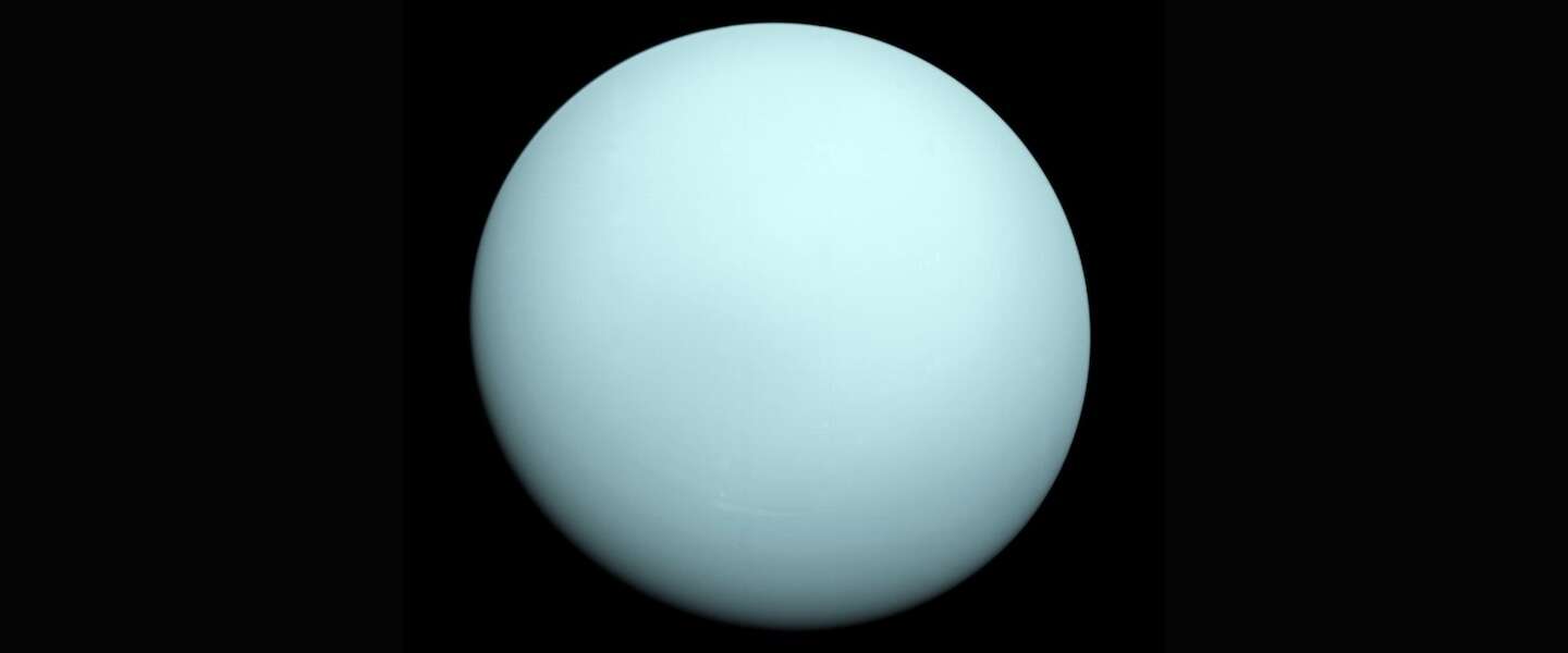 Water op vier manen van Uranus?