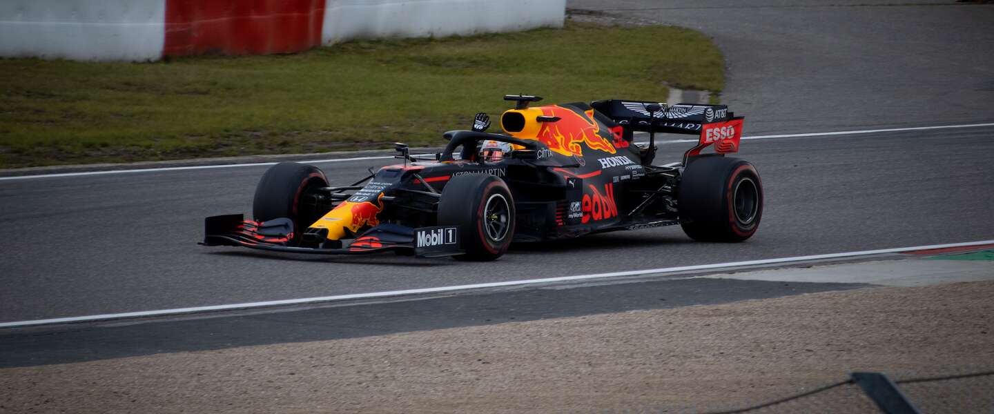 Goed Nieuws: Netflix-film Beckett, herstel grijs haar en Verstappen als wereldkampioen