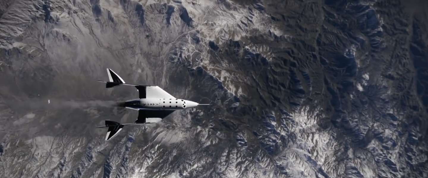 Eerste passagier Virgin Galactic in de ruimte