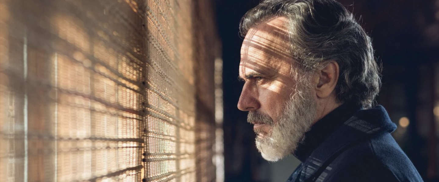 Nieuwe Spaanse hitserie Vivir Sin Permiso nu op Netflix