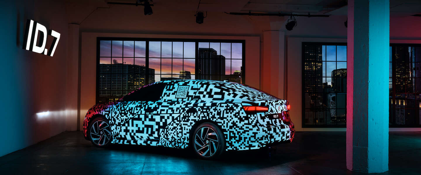 CES 2023: wereldpremière ID.7 sedan met een digitale camouflage-look