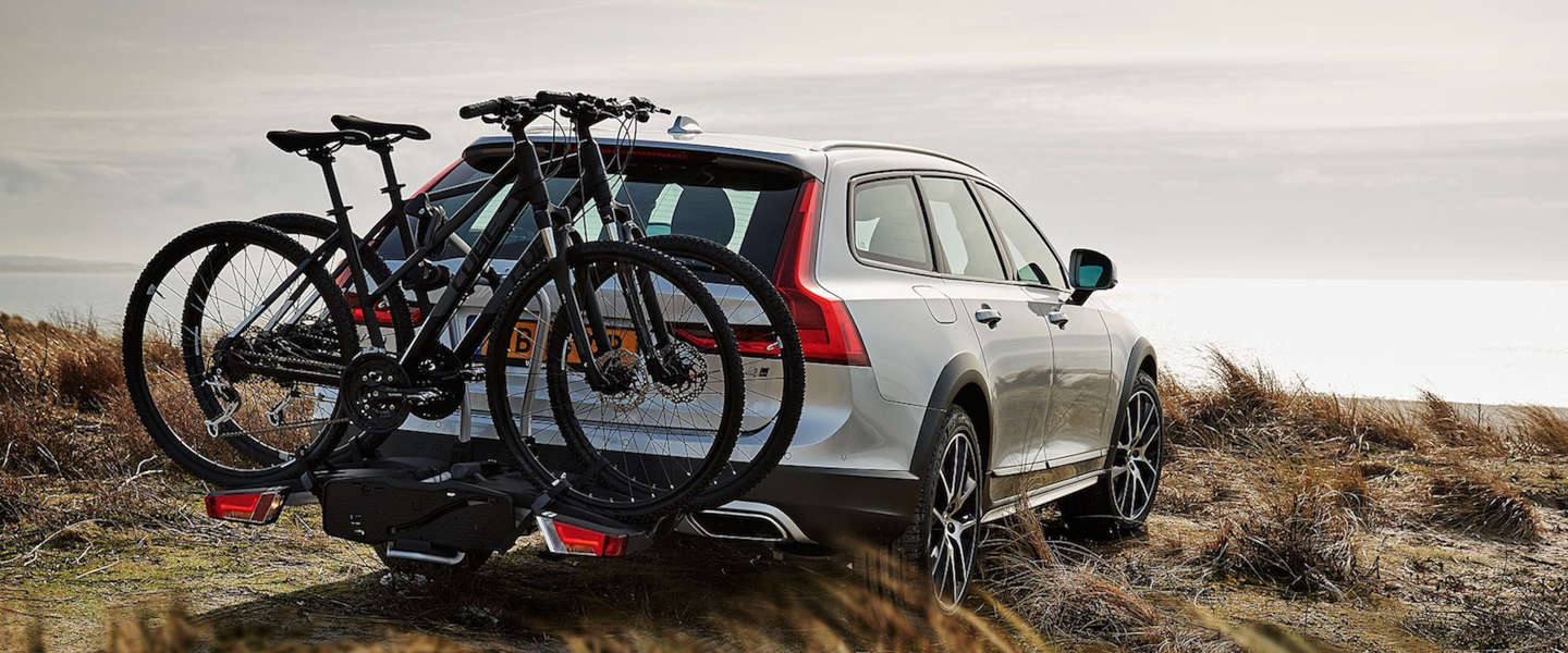 Volvo V90 Cross Country: safety first