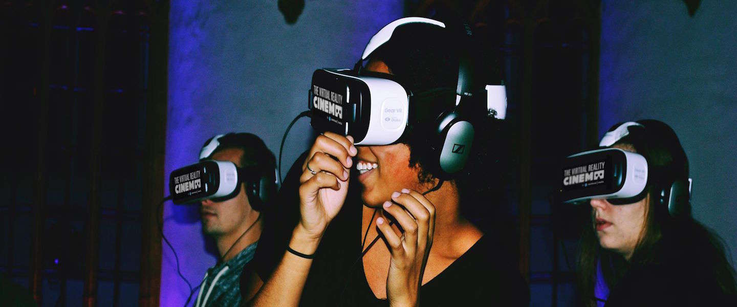 's Werelds eerste vaste Virtual Reality-bioscoop komt in Amsterdam